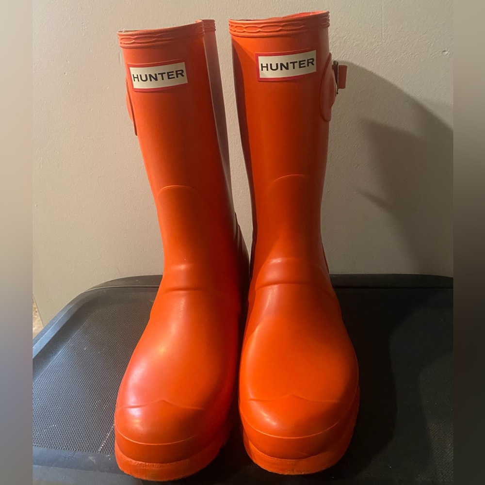 orange hunter rain boots